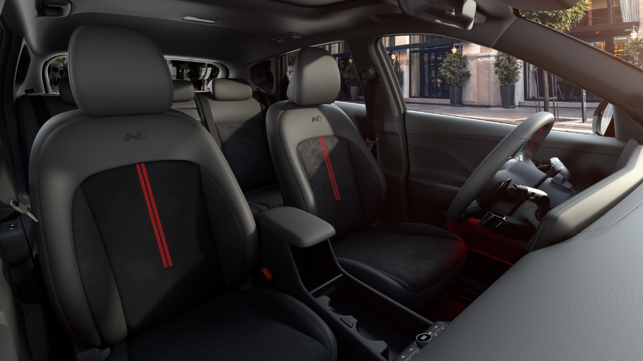 vue de l'habitacle d'une Hyundai Kona 2025